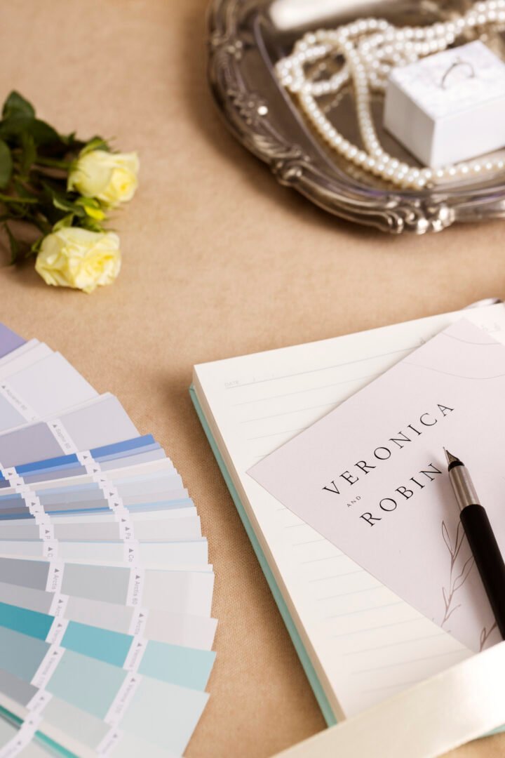 Course in Graphic Design for Event Invitations