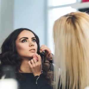 Course in Makeup and Hairstyling for Events